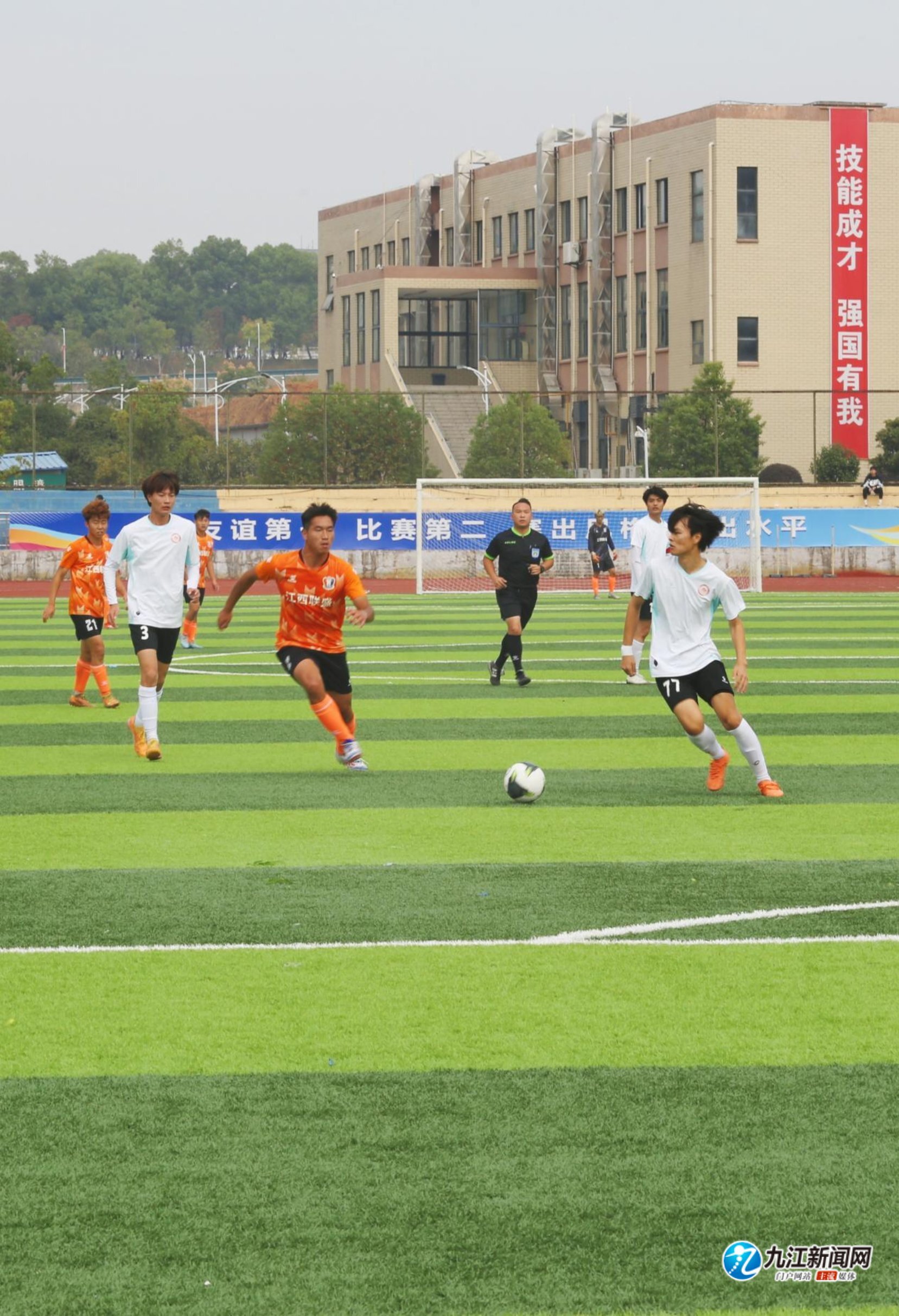 赛无疑将更 赛无疑将更