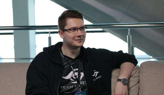 多观众和媒 多观众和媒