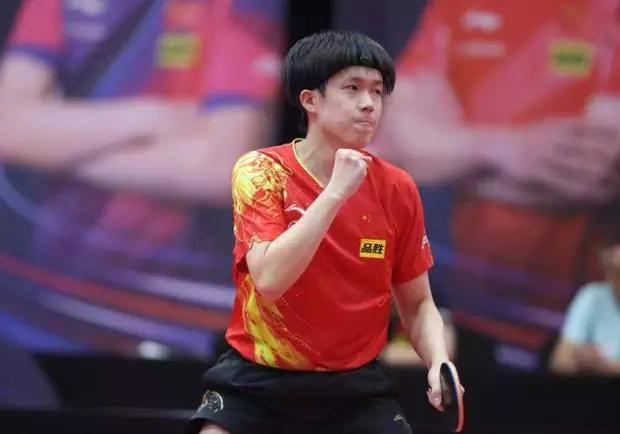 线下观战与 线下观战与